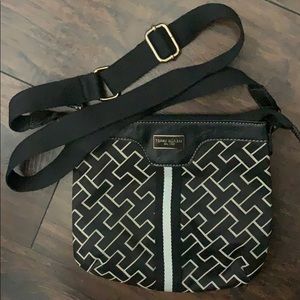Tommy Hilfiger Crossbody